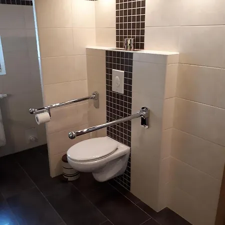 Apartment Eg 80qm Zum Erschwinglichen Preis *