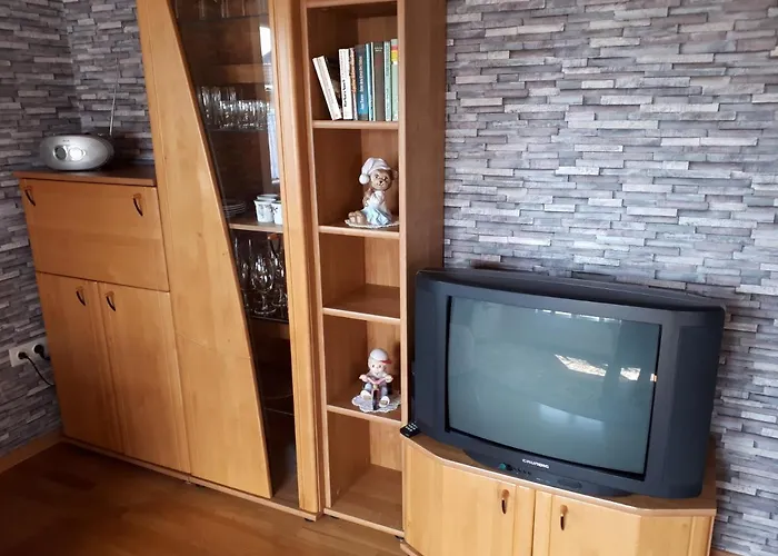 Eg Rollstuhlwohnung 80qm Zum Fruehjahr- Und Sommerpreis *